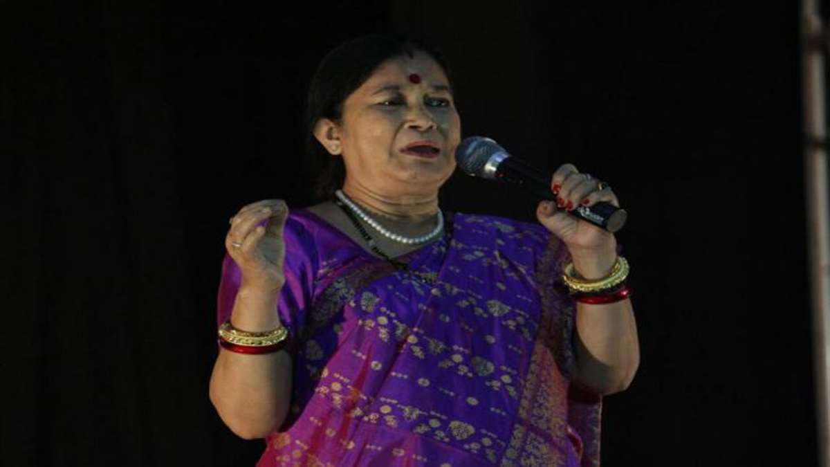 Puloma Das Joshi performing on stage