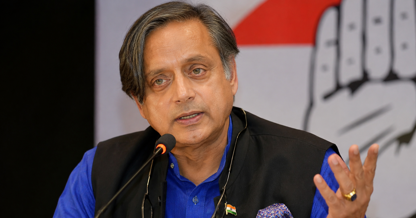 Shashi Tharoor on Vande Mataram